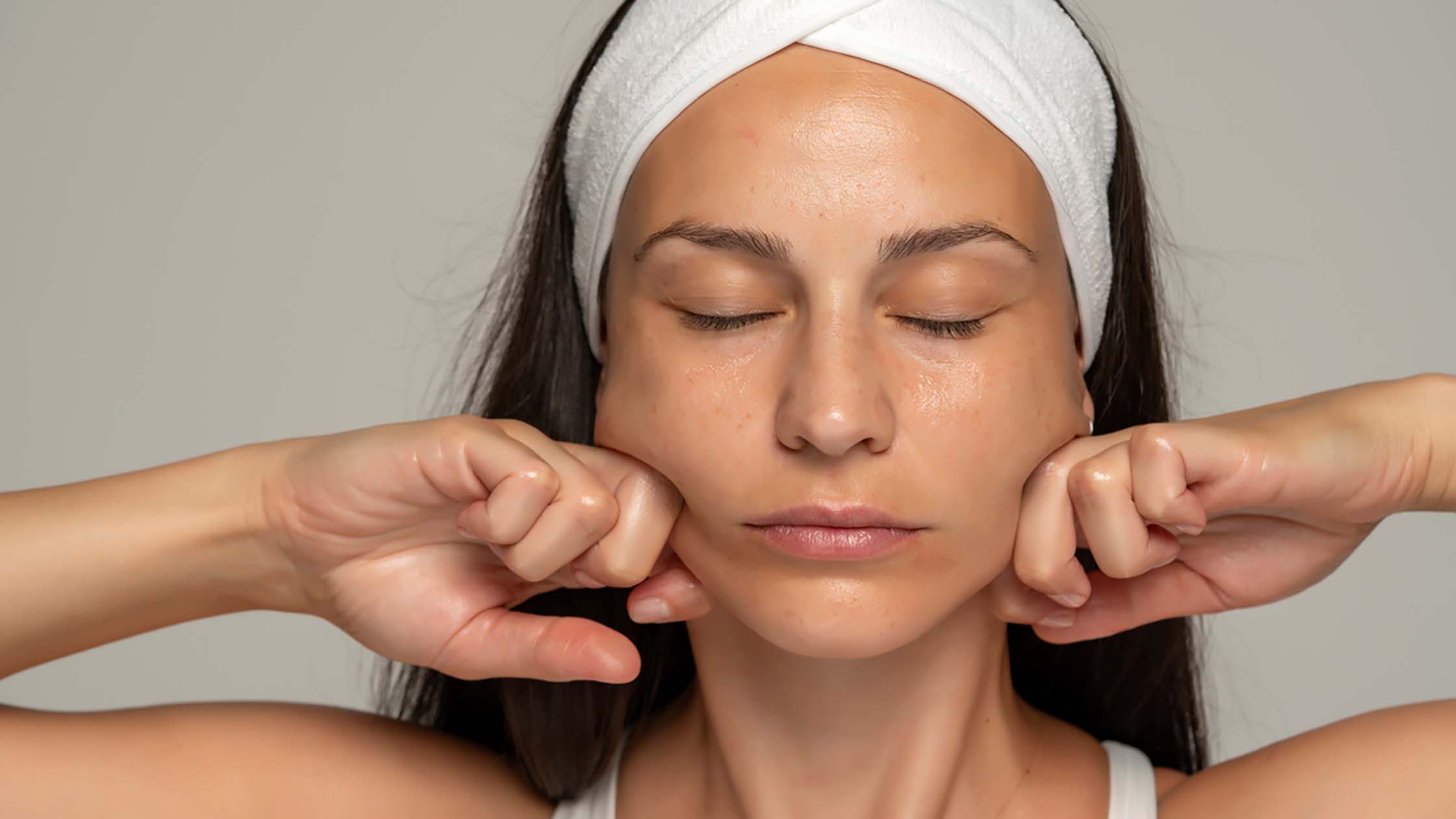 The Incredible Benefits of Facial Massages for Skin Health